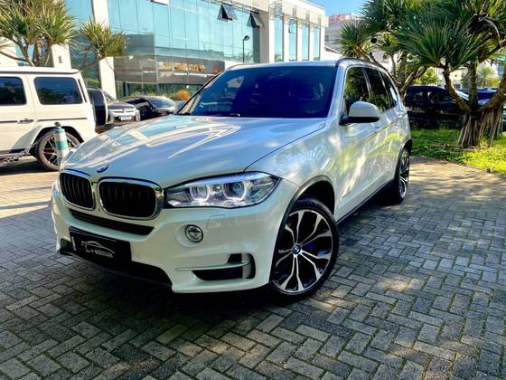 BMW X5 3.0 4X4 30D I6 TURBO DIESEL 4P AUTOMÁTICO BMW X5 3.0 4X4 30D I6 TURBO DIESEL 4P AUTOMÁTICO